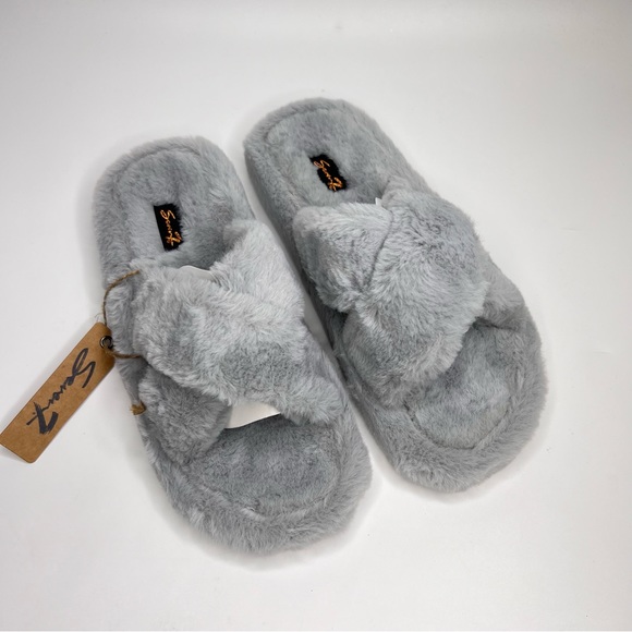 Seven7 Kiki Slate Gray Faux Fur Slides Slippers Size9 - Picture 7 of 13